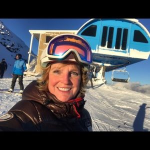 Meet your Posher, Lolori